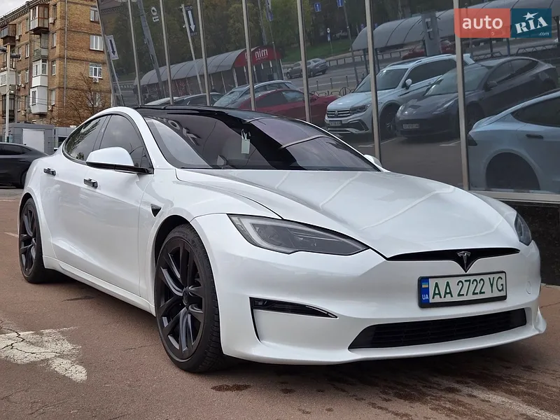 Tesla Model S