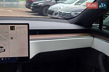 Ліфтбек Tesla Model S 2023 в Києві фото 23 Ліфтбек Tesla Model S 2023 в Києві