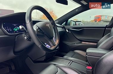 Ліфтбек Tesla Model S 2018 в Львові