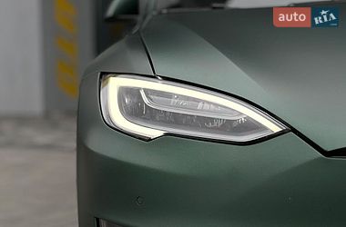 Ліфтбек Tesla Model S 2018 в Львові