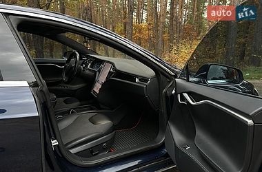 Лифтбек Tesla Model S 2014 в Вышгороде