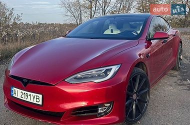 Лифтбек Tesla Model S 2019 в Борисполе