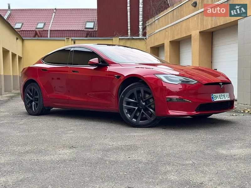 Tesla Model S