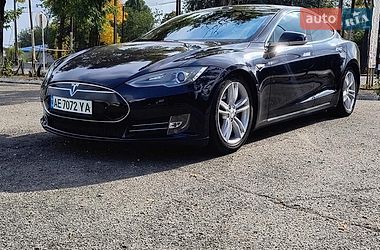 Ліфтбек Tesla Model S 2013 в Варварівці