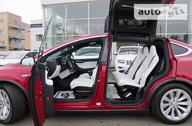 Внедорожник / Кроссовер Tesla Model X 2017 в 
