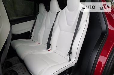 Внедорожник / Кроссовер Tesla Model X 2017 в 