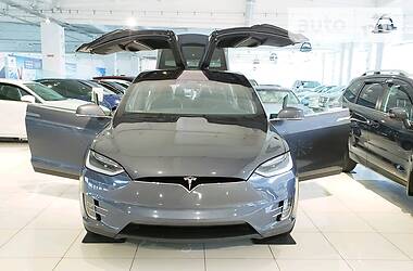 Позашляховик / Кросовер Tesla Model X 2017 в Києві