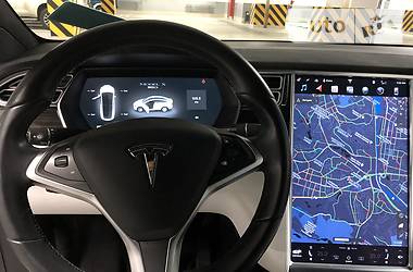 Внедорожник / Кроссовер Tesla Model X 2016 в Киеве