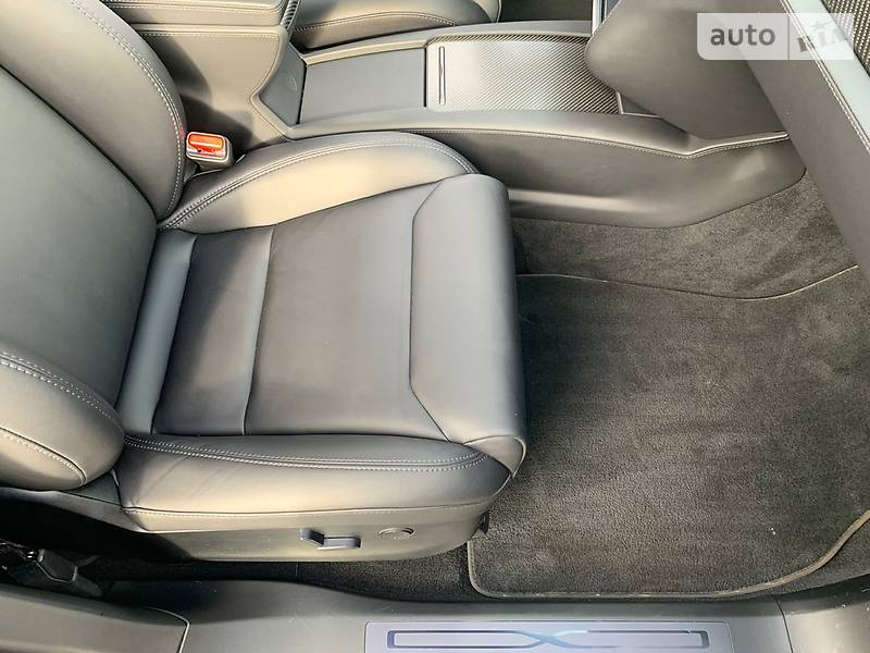 Позашляховик / Кросовер Tesla Model X 2018 в Києві фото 38 Позашляховик / Кросовер Tesla Model X 2018 в Києві