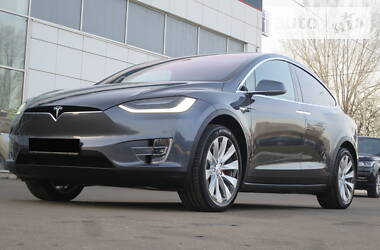 Внедорожник / Кроссовер Tesla Model X 2019 в Киеве