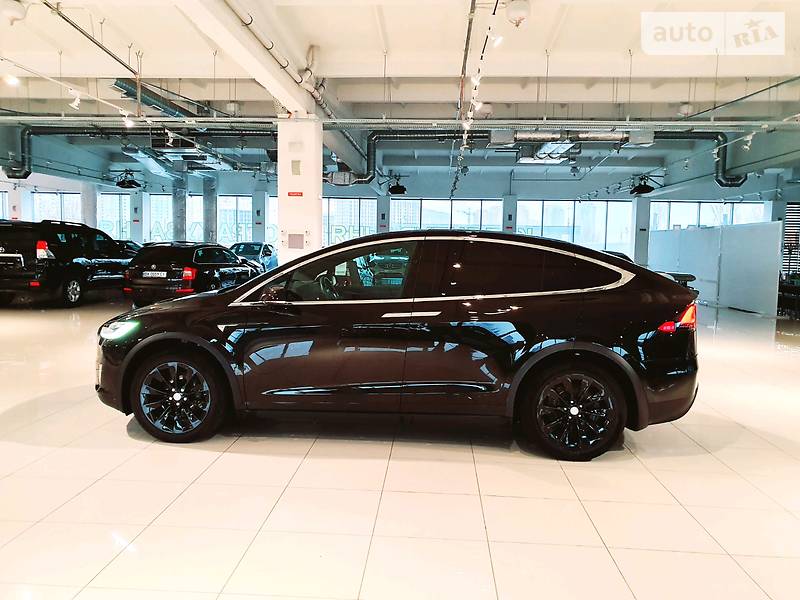 Позашляховик / Кросовер Tesla Model X 2018 в Києві фото 14 Позашляховик / Кросовер Tesla Model X 2018 в Києві