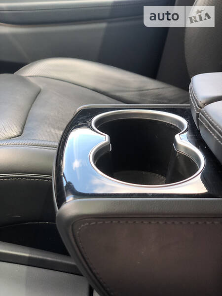 Позашляховик / Кросовер Tesla Model X 2016 в Хмельницькому