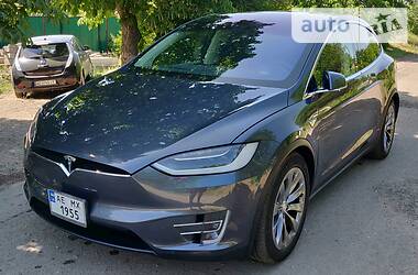 Внедорожник / Кроссовер Tesla Model X 2016 в 