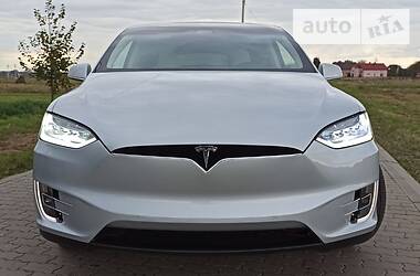 Внедорожник / Кроссовер Tesla Model X 2018 в Стрые