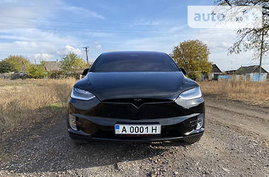 Внедорожник / Кроссовер Tesla Model X 2018 в Курахово