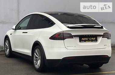 Позашляховик / Кросовер Tesla Model X 2016 в Києві