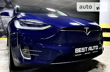 Внедорожник / Кроссовер Tesla Model X 2016 в Киеве