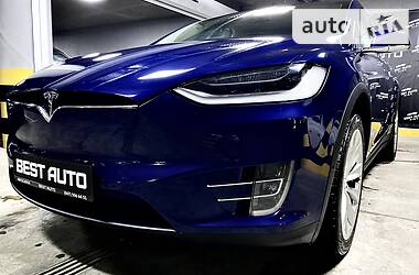 Внедорожник / Кроссовер Tesla Model X 2016 в Киеве