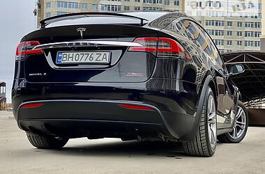 Позашляховик / Кросовер Tesla Model X 2016 в Одесі