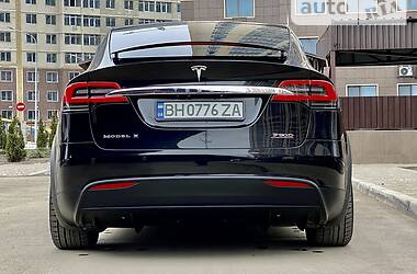 Позашляховик / Кросовер Tesla Model X 2016 в Одесі