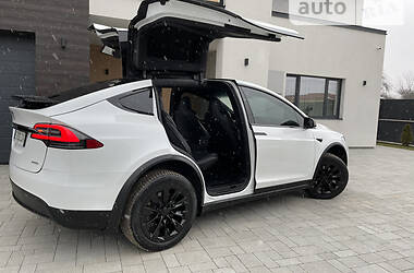 Хэтчбек Tesla Model X 2017 в Коломые