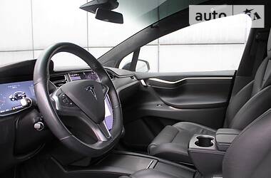 Внедорожник / Кроссовер Tesla Model X 2016 в 