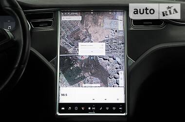 Внедорожник / Кроссовер Tesla Model X 2016 в 