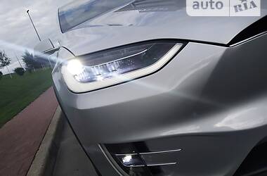 Внедорожник / Кроссовер Tesla Model X 2018 в 