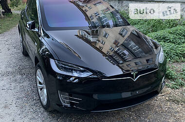 Внедорожник / Кроссовер Tesla Model X 2019 в Полтаве