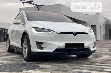 Внедорожник / Кроссовер Tesla Model X 2016 в Ужгороде