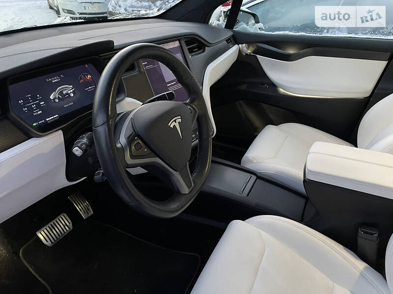 Позашляховик / Кросовер Tesla Model X 2018 в Києві