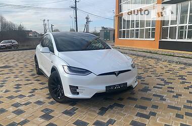 Внедорожник / Кроссовер Tesla Model X 2019 в Киеве