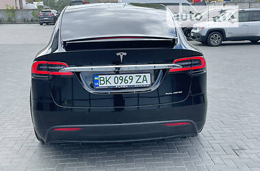 Позашляховик / Кросовер Tesla Model X 2019 в Рівному