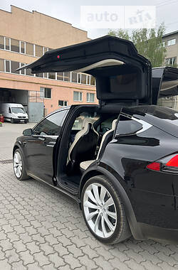 Универсал Tesla Model X 2019 в Львове