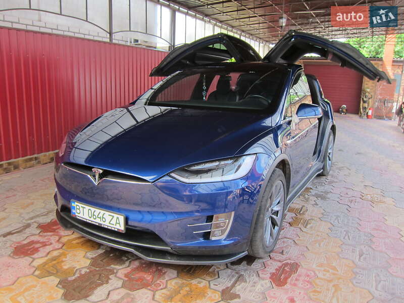 Внедорожник / Кроссовер Tesla Model X 2018 в Херсоне фото 10 Внедорожник / Кроссовер Tesla Model X 2018 в Херсоне