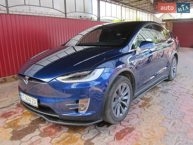 Внедорожник / Кроссовер Tesla Model X 2018 в Херсоне фото 31 Внедорожник / Кроссовер Tesla Model X 2018 в Херсоне
