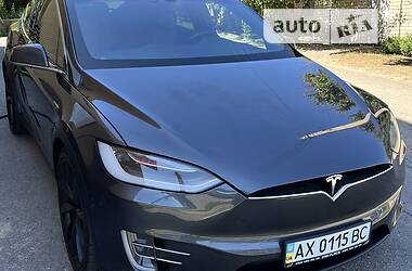 Позашляховик / Кросовер Tesla Model X 2016 в Харкові