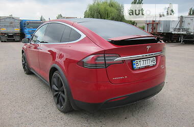 Внедорожник / Кроссовер Tesla Model X 2017 в Херсоне