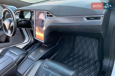Внедорожник / Кроссовер Tesla Model X 2016 в Киеве