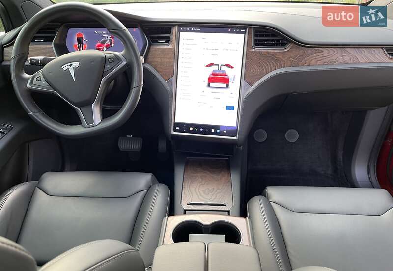 Позашляховик / Кросовер Tesla Model X 2019 в Києві фото 12 Позашляховик / Кросовер Tesla Model X 2019 в Києві