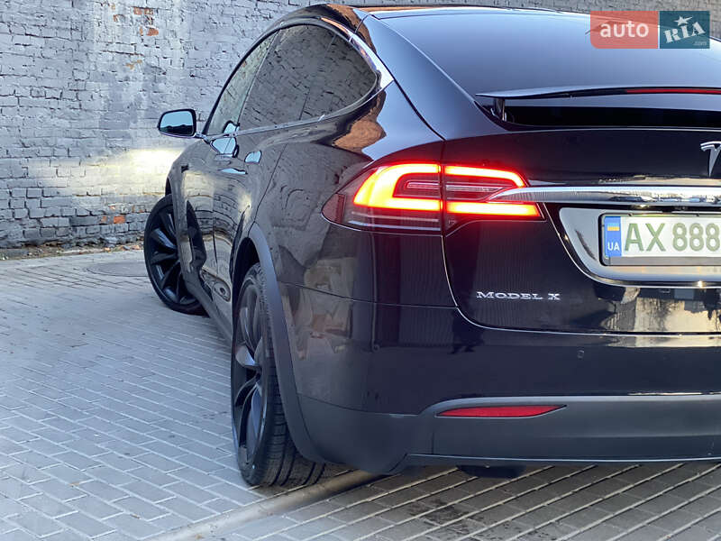 Внедорожник / Кроссовер Tesla Model X 2018 в Харькове