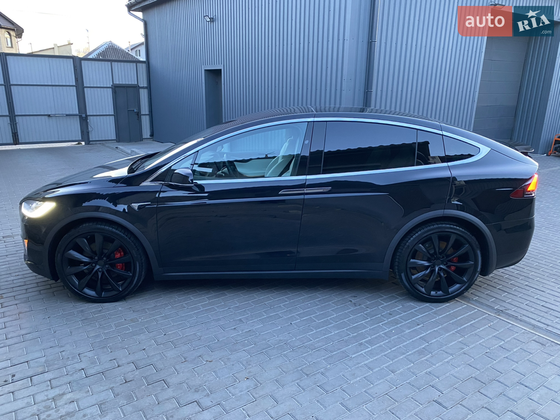 2018 Tesla Model X - мініатюра 16