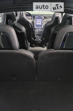 Внедорожник / Кроссовер Tesla Model X 2016 в 