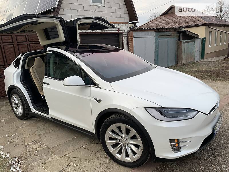 Tesla Model X 2017