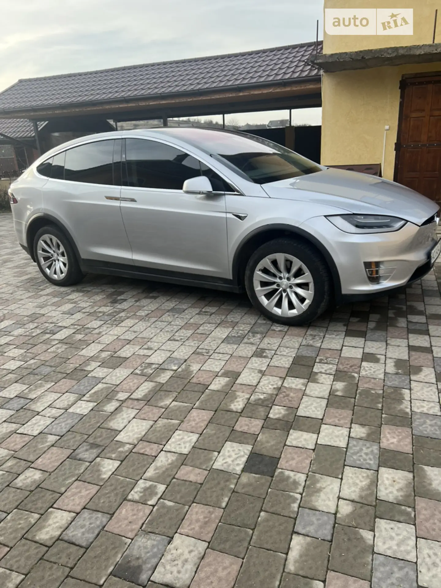 2018 Tesla Model X - мініатюра 4