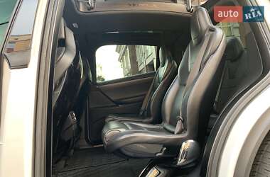 Внедорожник / Кроссовер Tesla Model X 2016 в Киеве