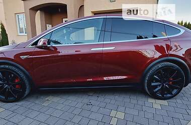 Внедорожник / Кроссовер Tesla Model X 2016 в Тернополе