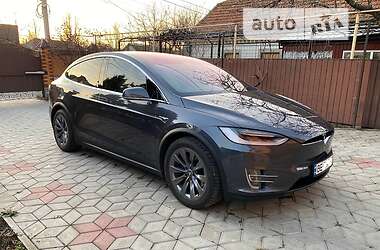 Внедорожник / Кроссовер Tesla Model X 2018 в Николаеве