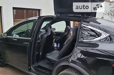Внедорожник / Кроссовер Tesla Model X 2016 в 
