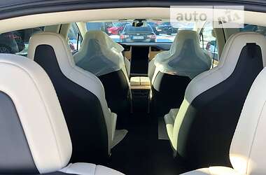 Внедорожник / Кроссовер Tesla Model X 2018 в 